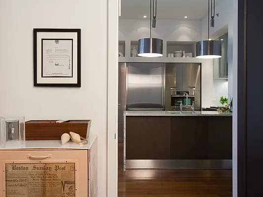 Sold by Sotheby's International Realty | media 11