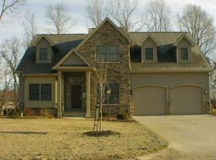 3560 E Greystone Dr, Warsaw, IN