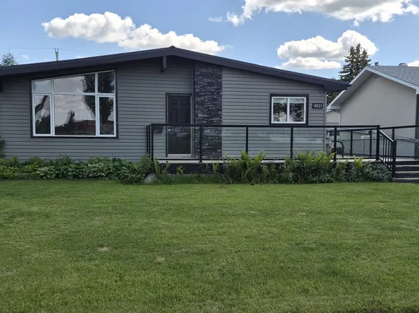 10523 105th St, Westlock, AB T7P 1M3