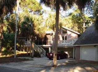 898 Moss Cv, Saint Helena Island, SC 29920