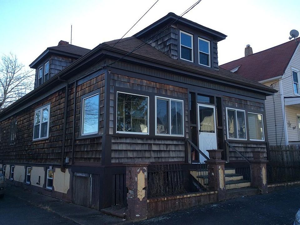 2nd image of 66 Eugenia St