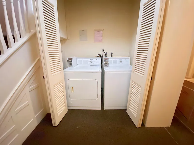 1115 Spruce St #4 — Photo 10