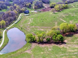 20810 Mount Bethel Rd, Weston, MO 64098