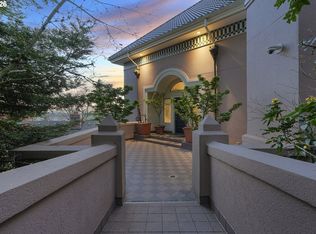 1122 NW Summit Ave, Portland, OR 97210