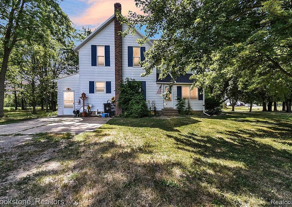 10150 Easton Rd, New Lothrop, MI 48460 Zillow