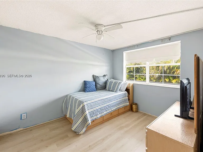 4025 N Federal Hwy #226C — Photo 17