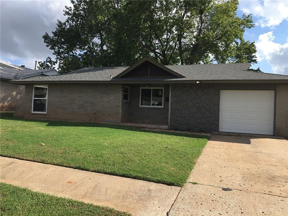 1st image of 3312 Eastwood Cir