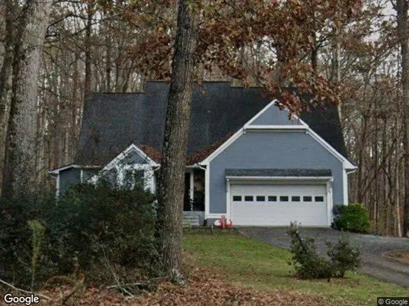 5071 Peach Mountain Cir, Gainesville, GA 30507