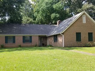 131 Cypress Dr, Madison, MS 39110