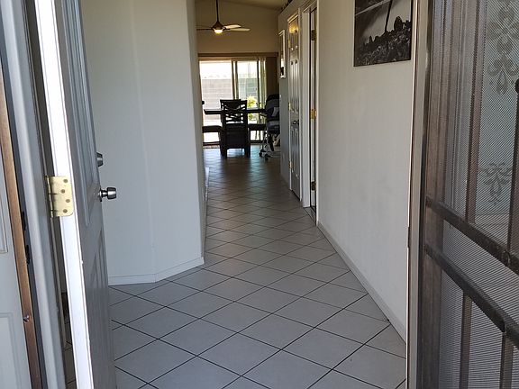 5th image of 2636 Crozier Ave