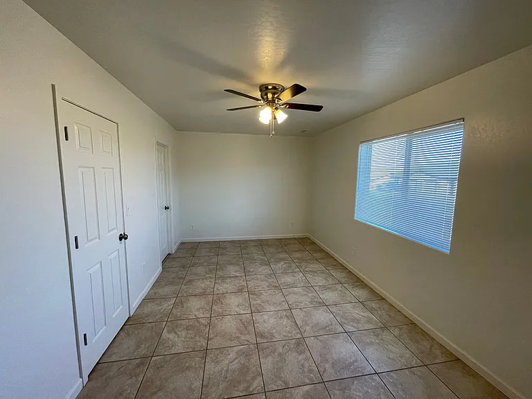 2868 N Superstition Ln — Photo 9