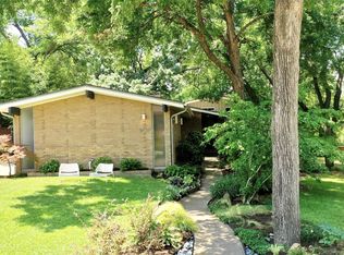 9021 Guildhall Dr, Dallas, TX 75238