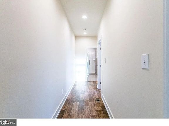 5th image of 2327 E Somerset St Floor 2