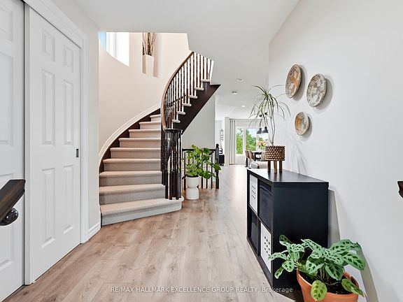5th image of 2241 Marble Cres