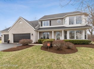 18297 W Old Hickory Ct, Gurnee, IL