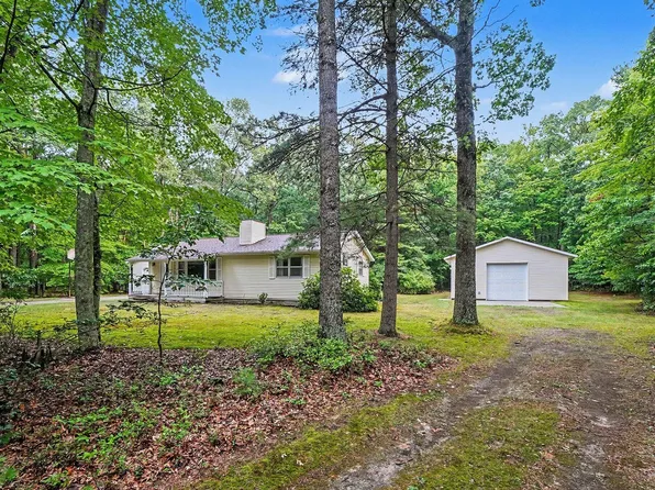 4730 W McMillan Rd, Muskegon, MI 49445