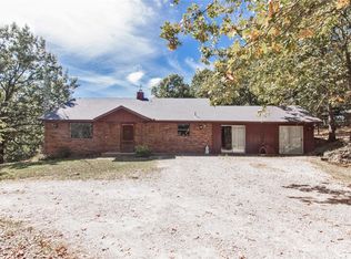 11585 Ed Edwards Rd, Fayetteville, AR 72701