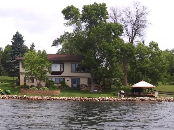9199 Jane Rd N, Lake Elmo, MN 55042