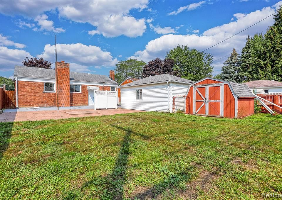 15349 Drake St, Southgate, MI 48195 MLS 20230069861 Zillow