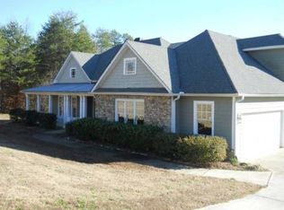 412 Lake Laurel Dr, Dahlonega, GA 30533