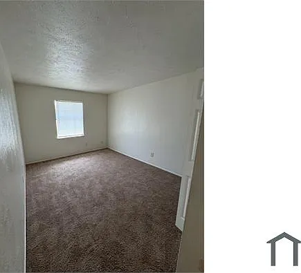 4105 Engleman St — Photo 3