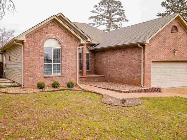 2307 Forest Creek Dr, Little Rock, AR 72211