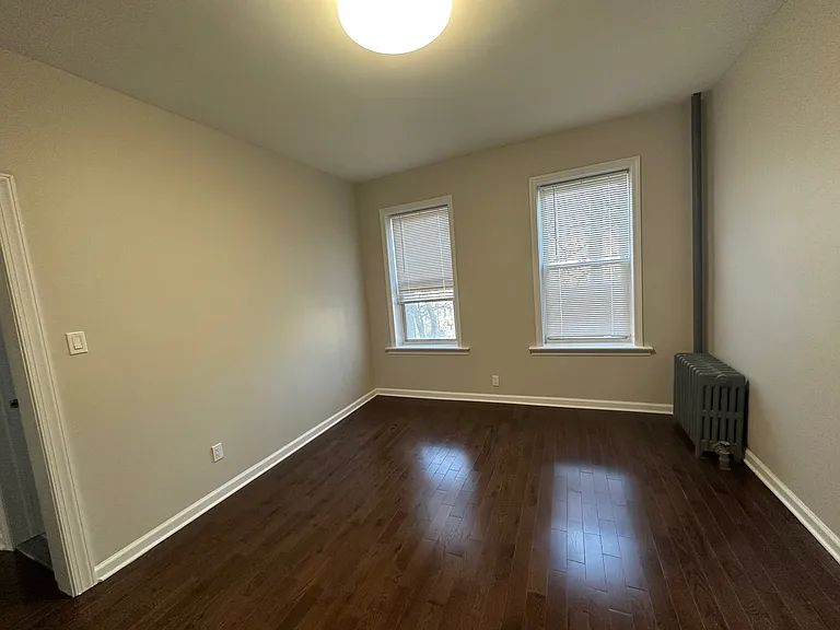 123-126 Corbin Ave #202 — Photo 11