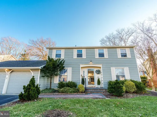 8 Ramsgate Rd, Cherry Hill, NJ 08003