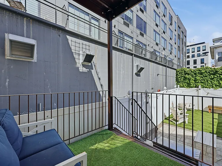 258 Pine St #1L — Photo 17