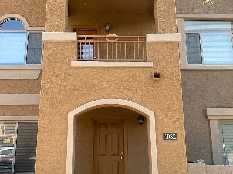 240 W Juniper Ave #1032 — Photo 1