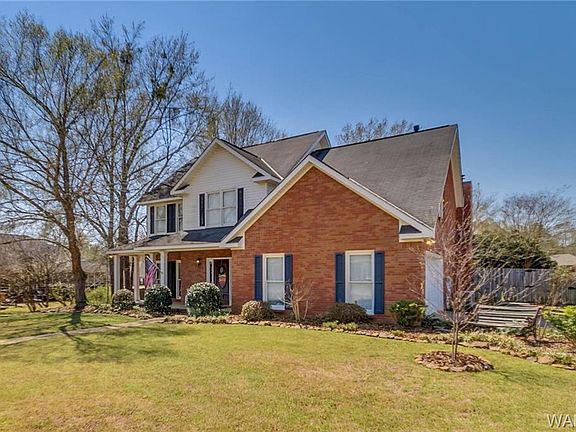 2nd image of 8750 Ashford Cir