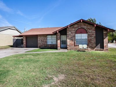 321 S 185th Ave E, Tulsa, OK, 74108