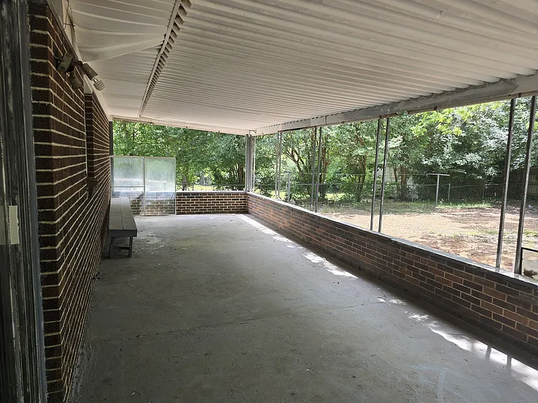 222 Plaza Dr — Photo 12