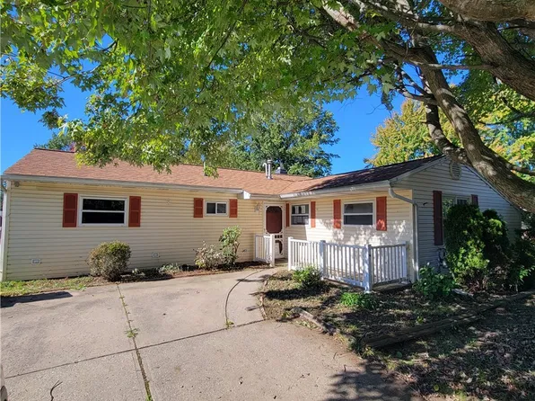 7366 Chennault Dr, North Ridgeville, OH 44039