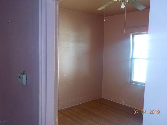 3rd image of 4403 W Market St