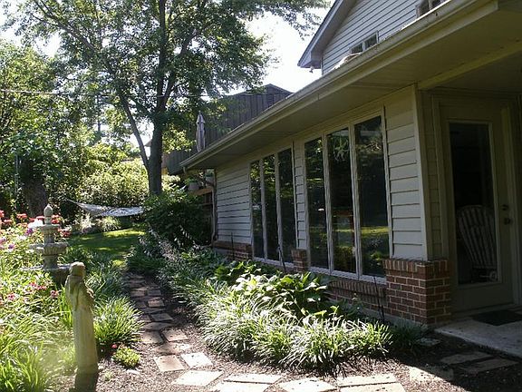 3rd image of 4641 Wicklow Dr