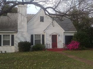 607 Lamar St, Palestine, TX 75801