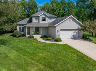 1673 Hawthorne Ct, Winona Lake, IN 46590