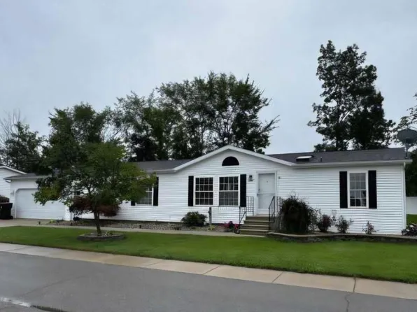 7440 Gallop Trl SE, Caledonia, MI 49316