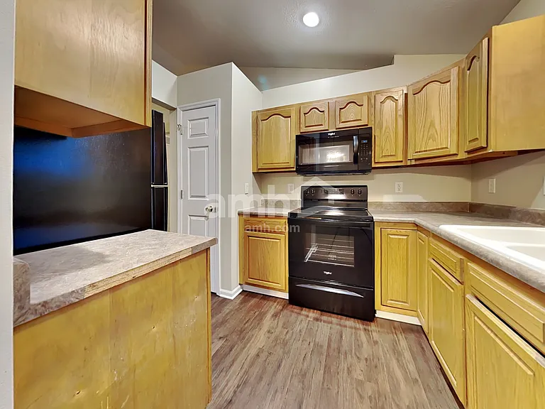 1259 Gilday Ct — Photo 3