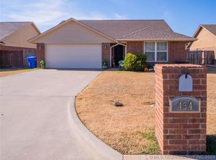434 NW Granite Ave, Cache, OK 73527
