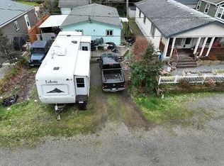 942 S Beacon St, Rockaway Beach, OR