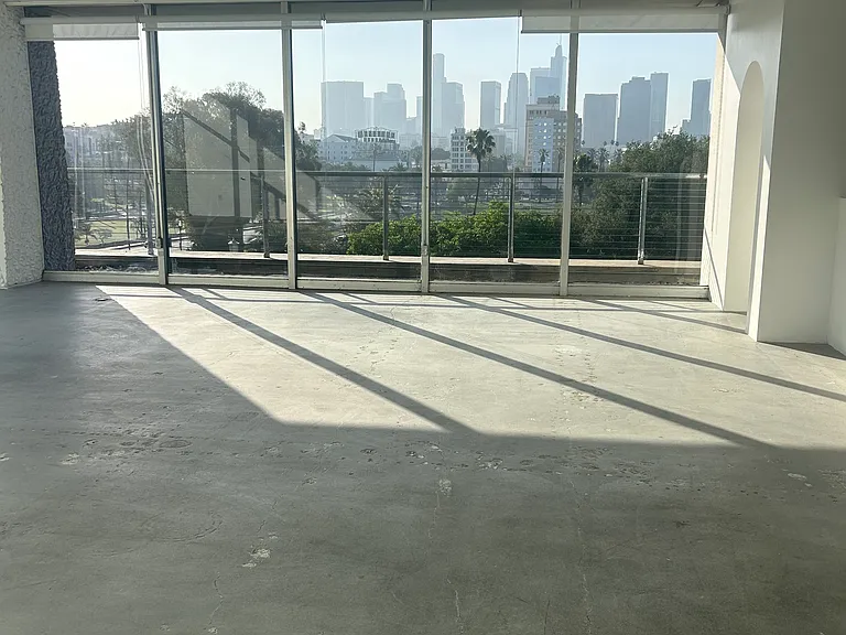 2404 Wilshire Blvd #4F — Photo 7