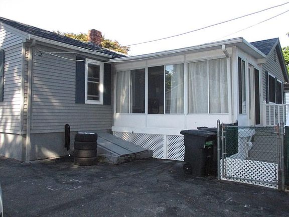 4th image of 42 Westminster Ave