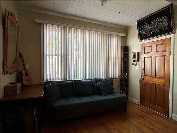5th image of 8716 55th Ave