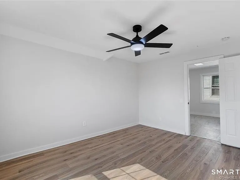 19 Willard St #3 — Photo 8