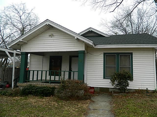1st image of 1022 W Green St