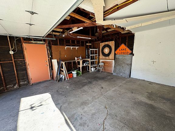 3rd image of 4301-3 W 160th St #Fba275735