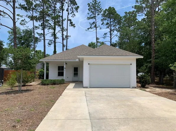 105 Saunders Cir, Port Saint Joe, FL 32456