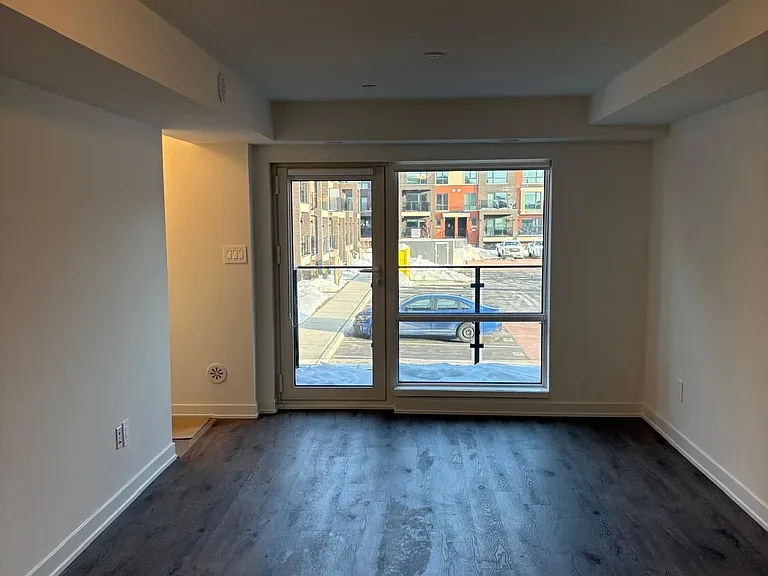55 Romilly Ave — Photo 14